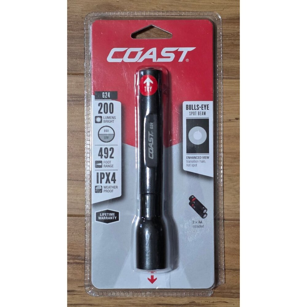 Coast Bulls-Eye Spot Beam Flashlight 200 lumens New